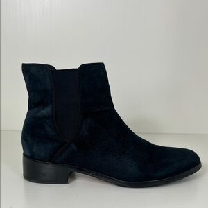 Ann Taylor Seraphina Black Suede Bootie